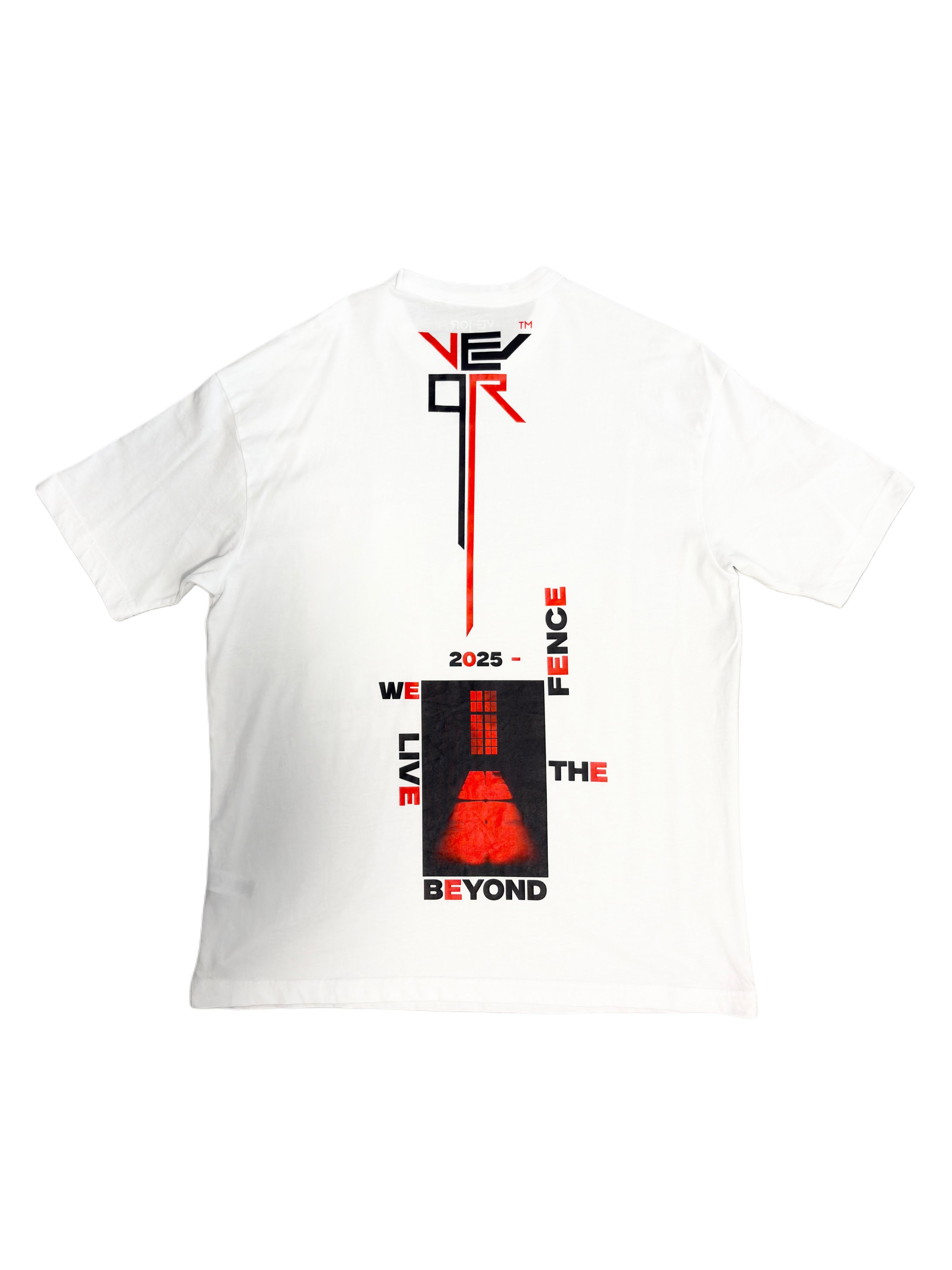 VEJOR “Beyond the Fence” Oversize Tee – Beyond Limits Series / 25.00€